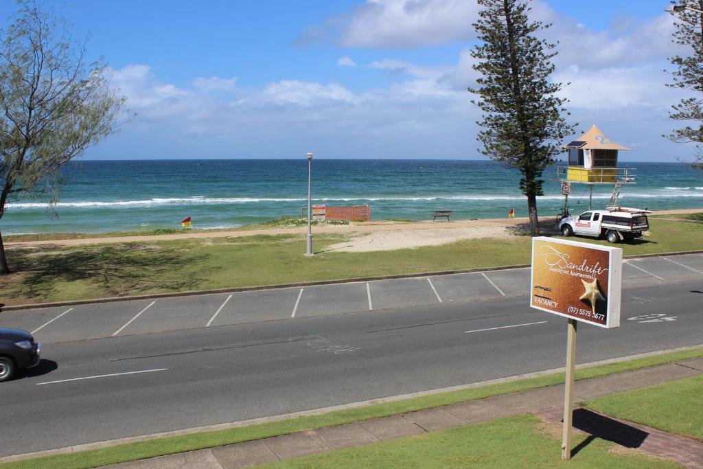 Sandrift Beachfront Apartments Gold Coast Exterior photo